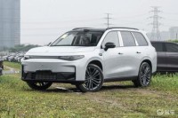 零跑C16与银河M9：中大型SUV新能源对决，选谁更明智